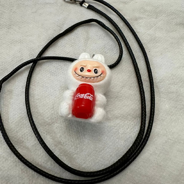 Labubu-neckless-w-06 گردنبند لبوبو بهترین گزینه برای استایل فان